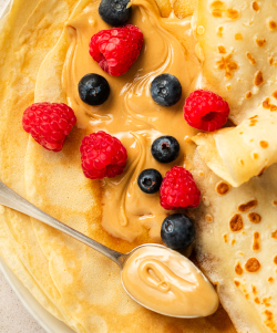 Le fondant d’érable est onctueux et gourmand. Il se tartine sur vos toasts grillés, vos crêpes et gaufres. Il plait à tous les gourmands !